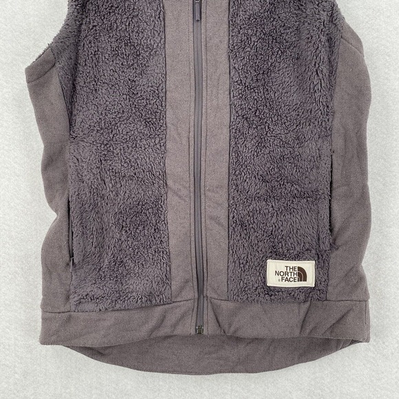 THE‎ NORTH FACE Vest Womens SMALL Fuzzy Fur Osito Fleece Stretchy Lavender Zip - Picture 4 of 13